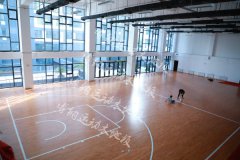 北京望京某职业学校篮球馆铺装地板