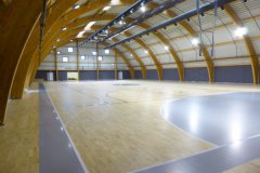 篮球馆木地板这些合格了，才能安装